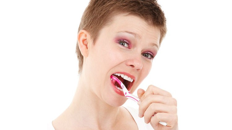Et raspalles les dents correctament? Els errors més comuns